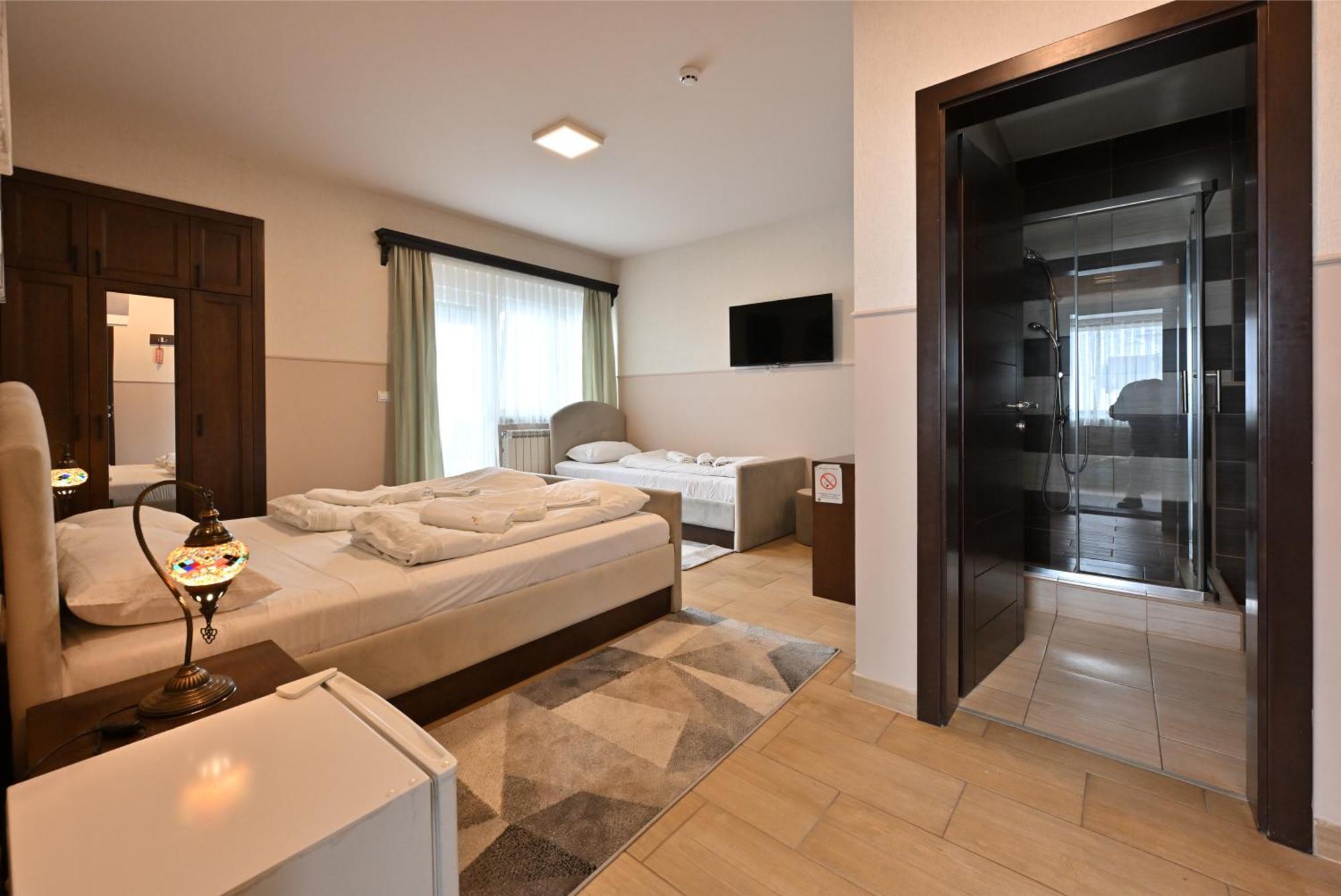 Hotel Lane Сйеница Екстериор снимка