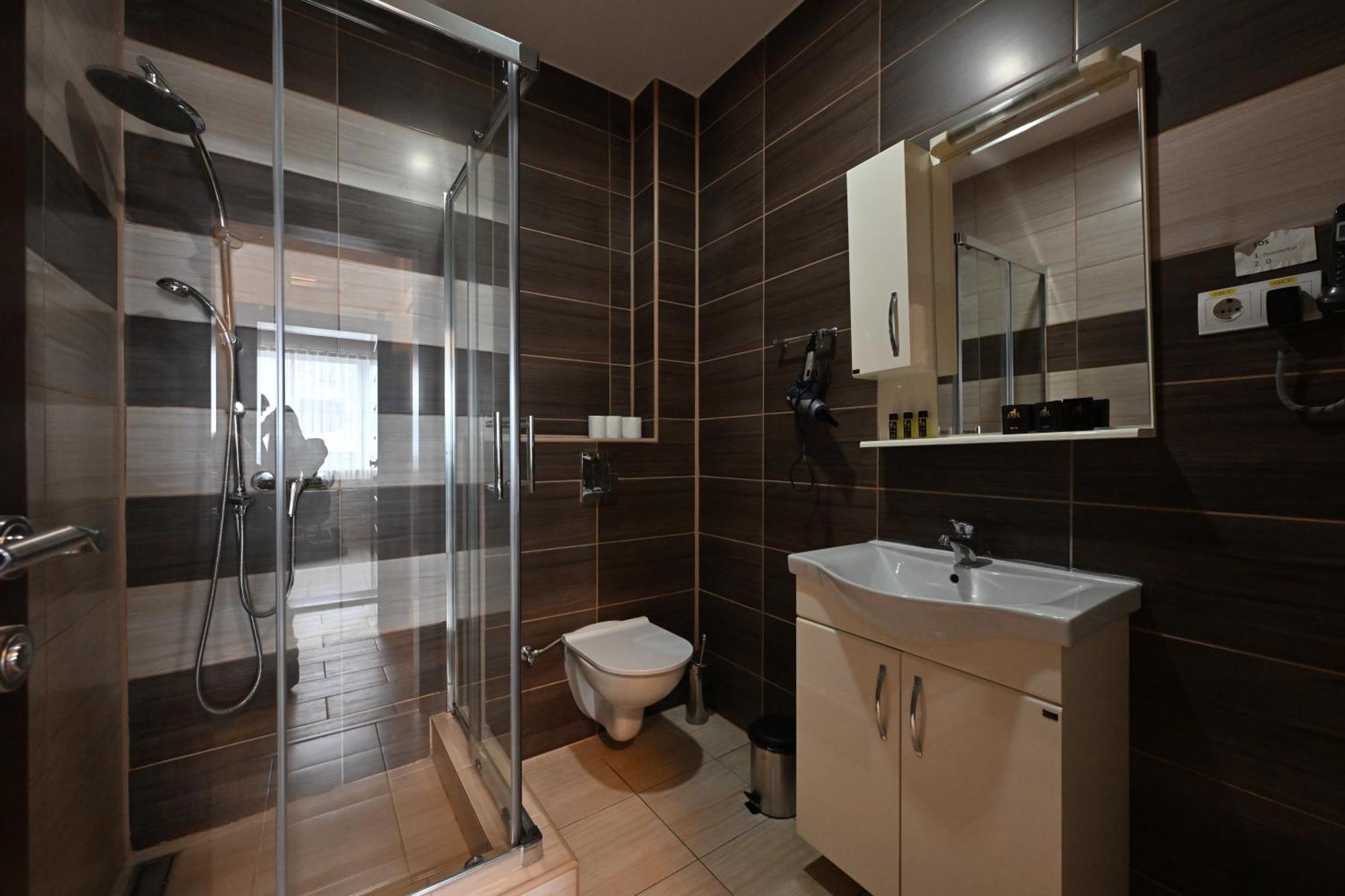 Hotel Lane Сйеница Екстериор снимка